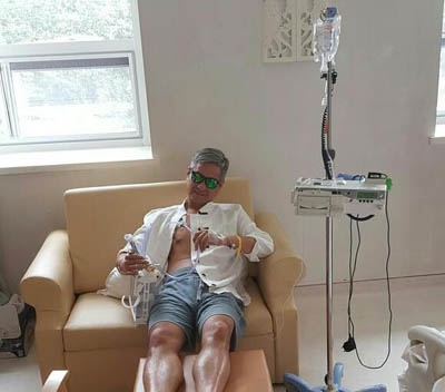 连奕名拍戏受伤 断7根肋骨惜别剧组