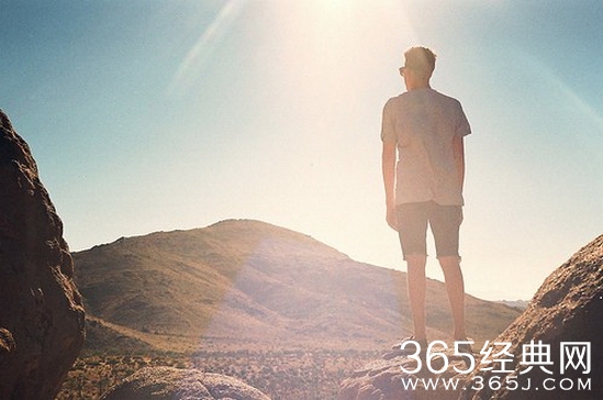 生活不是单行线，一条路走不通，你可以转弯