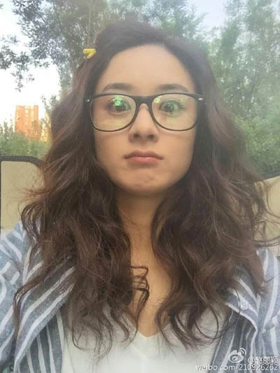 卸妆后的赵丽颖惊呆网友 清纯还在气质没了