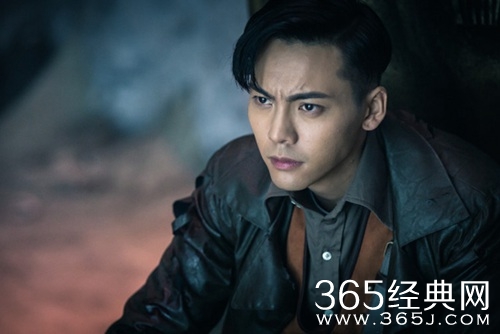 《老九门》东方卫视热播 陈伟霆自曝欣赏赵丽颖