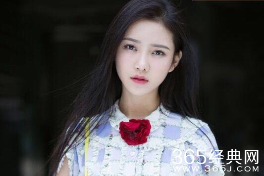 陈娅安限制级吻戏狂虐狗 网友表示导演别有用心