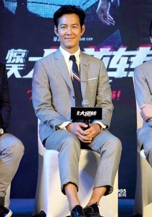 钟汉良撒娇求安慰 李政宰：活该