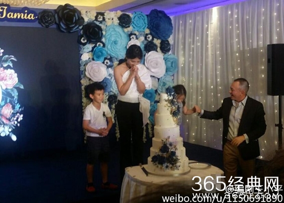 刘涛38岁生日趴 一家四口亮相温馨美满