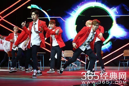 致敬华语乐坛！韩国小鲜肉废寝忘食学中文