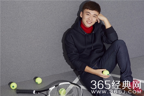 欧阳妮妮缺席新片宣传 董子健直言人要想怎么站起来