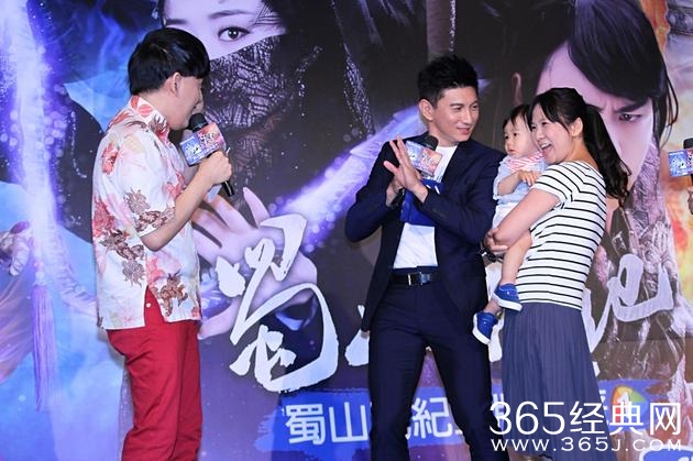 吴奇隆计划明年要小孩 霍如婚礼不会添乱