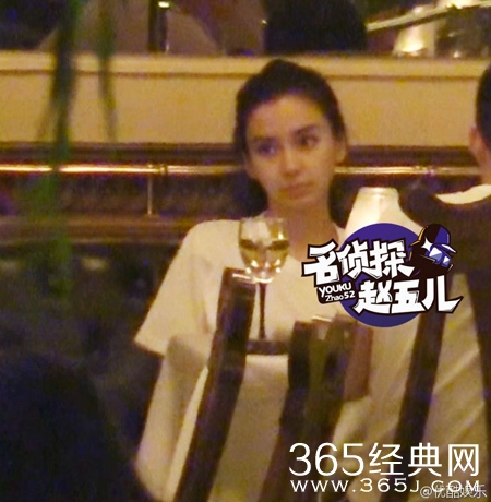 baby脚踩运动鞋坐高铁回京疑似怀孕