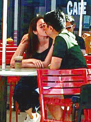 徐子淇与富豪老公庆结婚十周年 当街亲吻秀恩爱