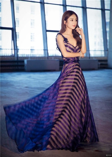 《青云志》定档8月8 李易峰称注重培养撩妹技能