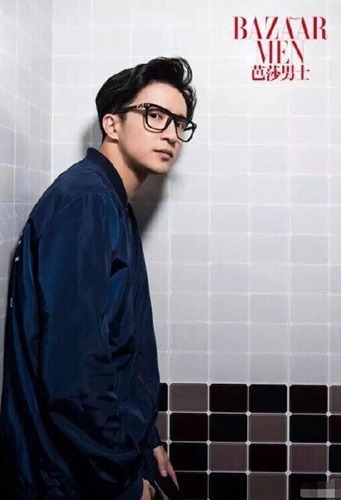 心有多大舞台就有多大 薛之谦厕所拍大片