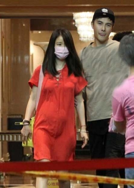 网曝林心如因怀孕将婚期提前：原定年底