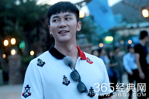 《挑战者联盟》李晨海洋馆与鲨共舞上演惊险瞬间