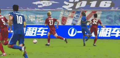 慎入 申花外援登巴巴意外断腿 职业生涯恐报销