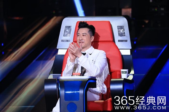 中国新歌声首播收视破纪录 歌声引热议