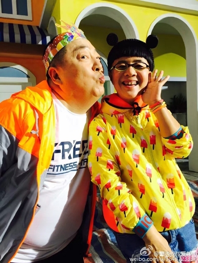 董浩叔叔晒旧照 葛优冯小刚孙楠好青涩