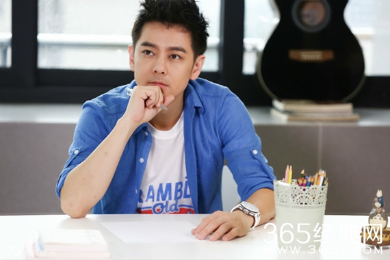 林志颖冒雨买菜下厨 自曝想当修车工人