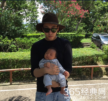 陈伟霆熊抱外甥爸爸力十足 网友争当做舅妈