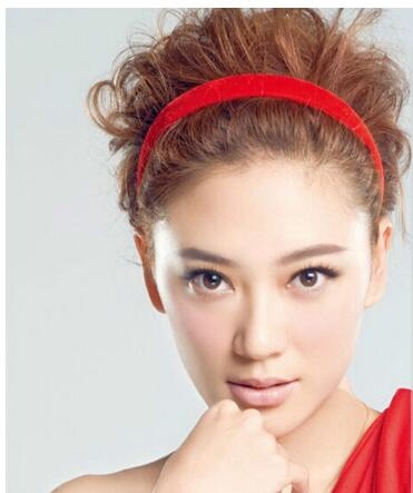 辣妈应采儿扫货 身材走样疑造人欲生二胎