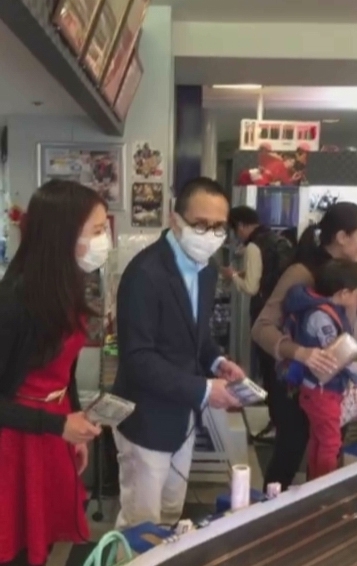 50岁李泽楷新欢曝光 24岁是港姐季军