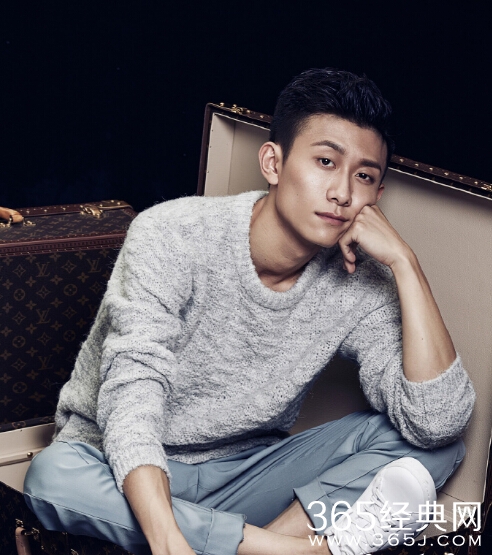 张一山与杨紫亲密互撩 自称是杨紫男神遭吐槽