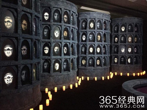 权力的游戏戏服道具亮相漫展 千面神殿成亮点