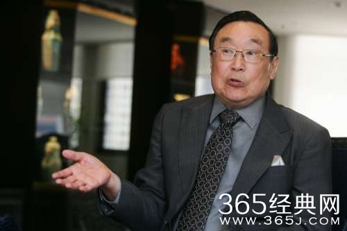 船王之子赵世光病逝 妻子何琍琍悲痛无言