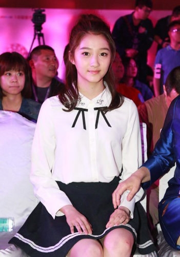 关晓彤公开择偶标准：不要“中央空调”型