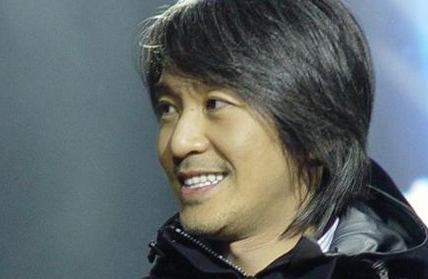 星爷回应自嘲 怕不拍电影被人遗忘