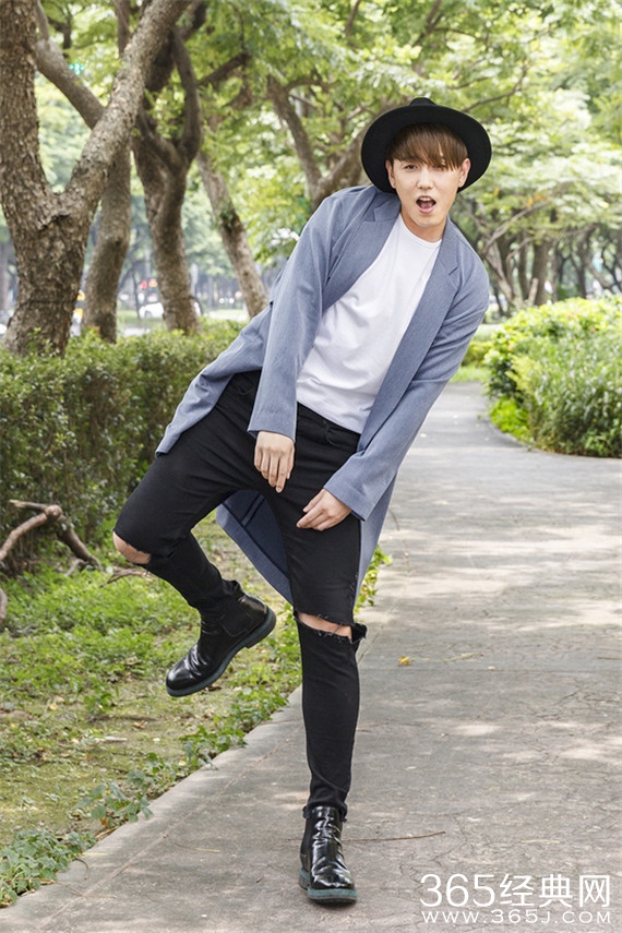 赵泳鑫赴台宣传减肥达标 笑称不靠身材征服大家