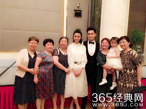 袁弘武汉摆酒谢亲友 张歆艺期待盼白首