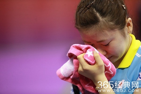 福原爱晒4年前照叹时间飞逝 网友赞变更美