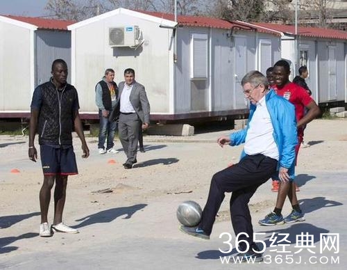 奥运难民代表团出征奥运  风餐露宿诠释奥运精神