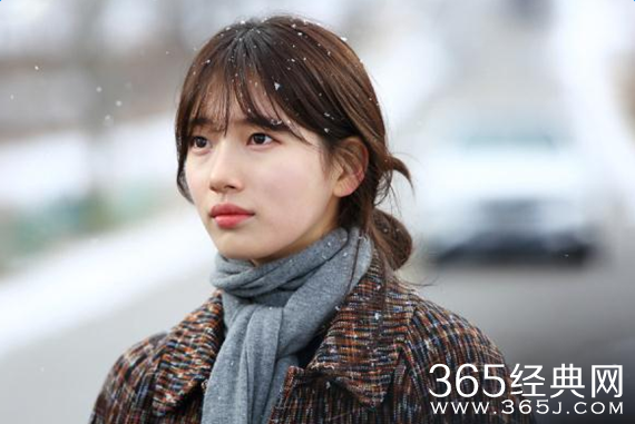 任意依恋里鲁乙的口红品牌