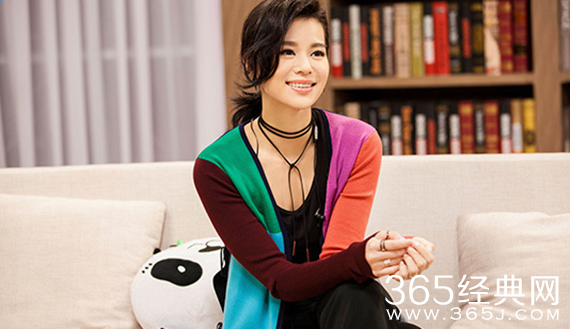 胡杏儿憾别《跨界歌王》 重在跨界不为称王