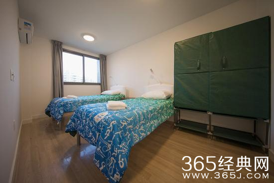 曝奥运村床长1.75米 中国女排只有一人能睡得下