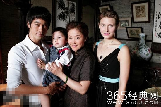 365星辰8月1日：李小龙转世陈国坤