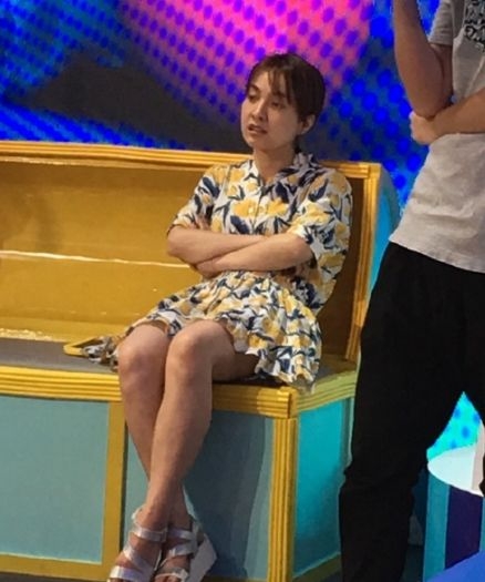 实力坑友 维嘉晒吴昕丑照 女方:好歹用个滤镜