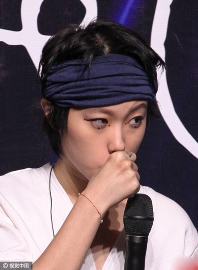 窦靖童承认出柜 恋上Angelababy服装设计师