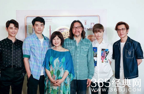 李宇春自曝害怕老师 见赖声川秒变乖学生