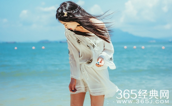 恳请将臣妾打入冷宫，臣妾受不了了，这天太TM热了!