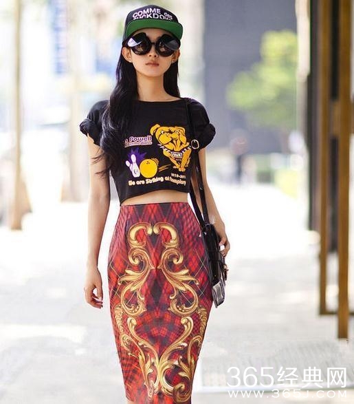 别被赵丽颖的包子脸骗了 这个吃货是个“小腰精”