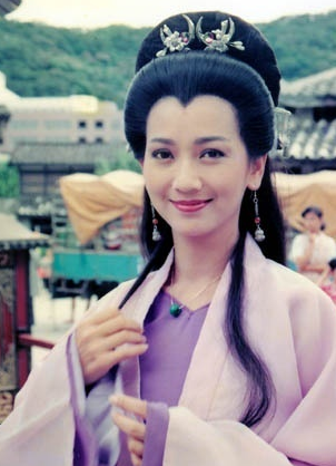 赵雅芝再续白蛇缘 刘嘉玲汪涵争当苏州导游