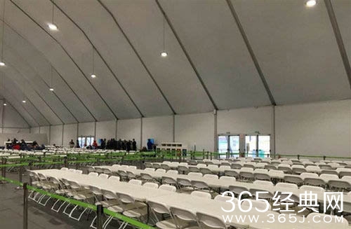 探访里约奥运村餐厅 外形酷似蔬菜大棚