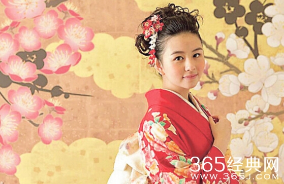 星二代接班做女神！邱淑贞14岁女儿曝光