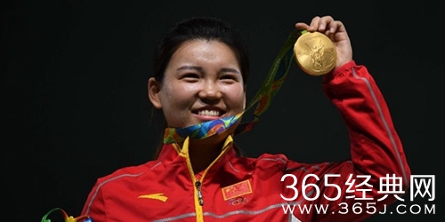 张梦雪10米气手枪拿金牌 斩获中国奥运首金
