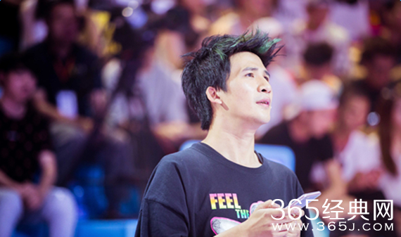 夏日甜心大张伟衣服为什么打马赛克