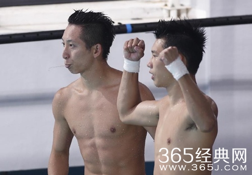 林跃陈艾森夺金 中国男双10米台奥运四连冠