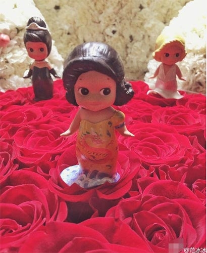 范冰冰七夕犯规虐狗！零点还没到就开晒玫瑰花