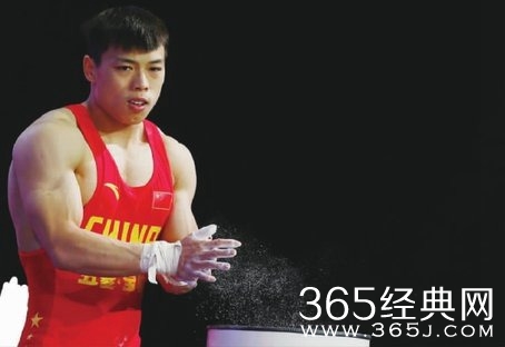 突发 谌利军因伤弃权举重男子62公斤级比赛