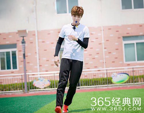 《我去上学啦2》第七期：鹿晗晋升鹿教练